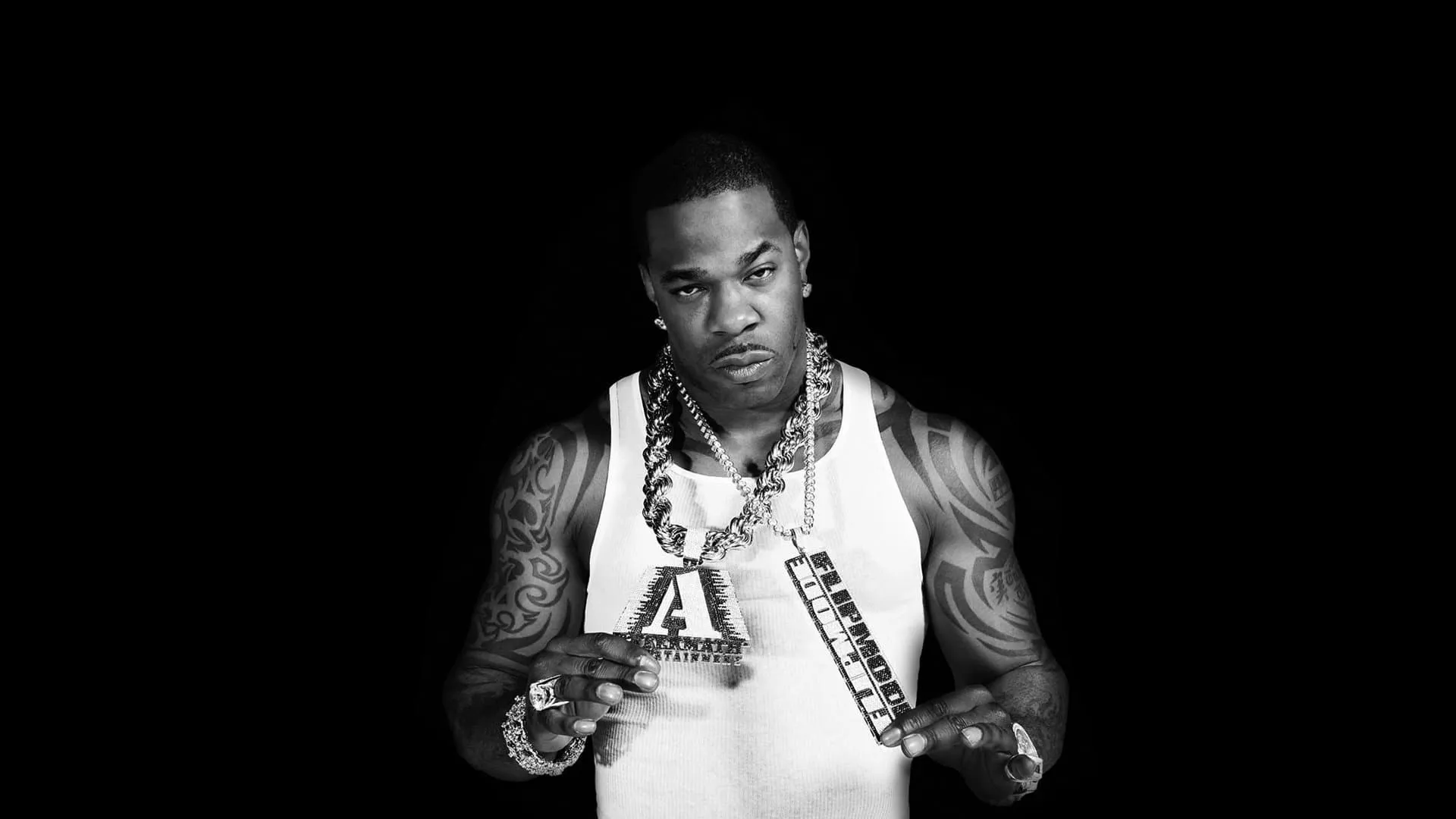 Busta Rhymes - Everything Remains Raw