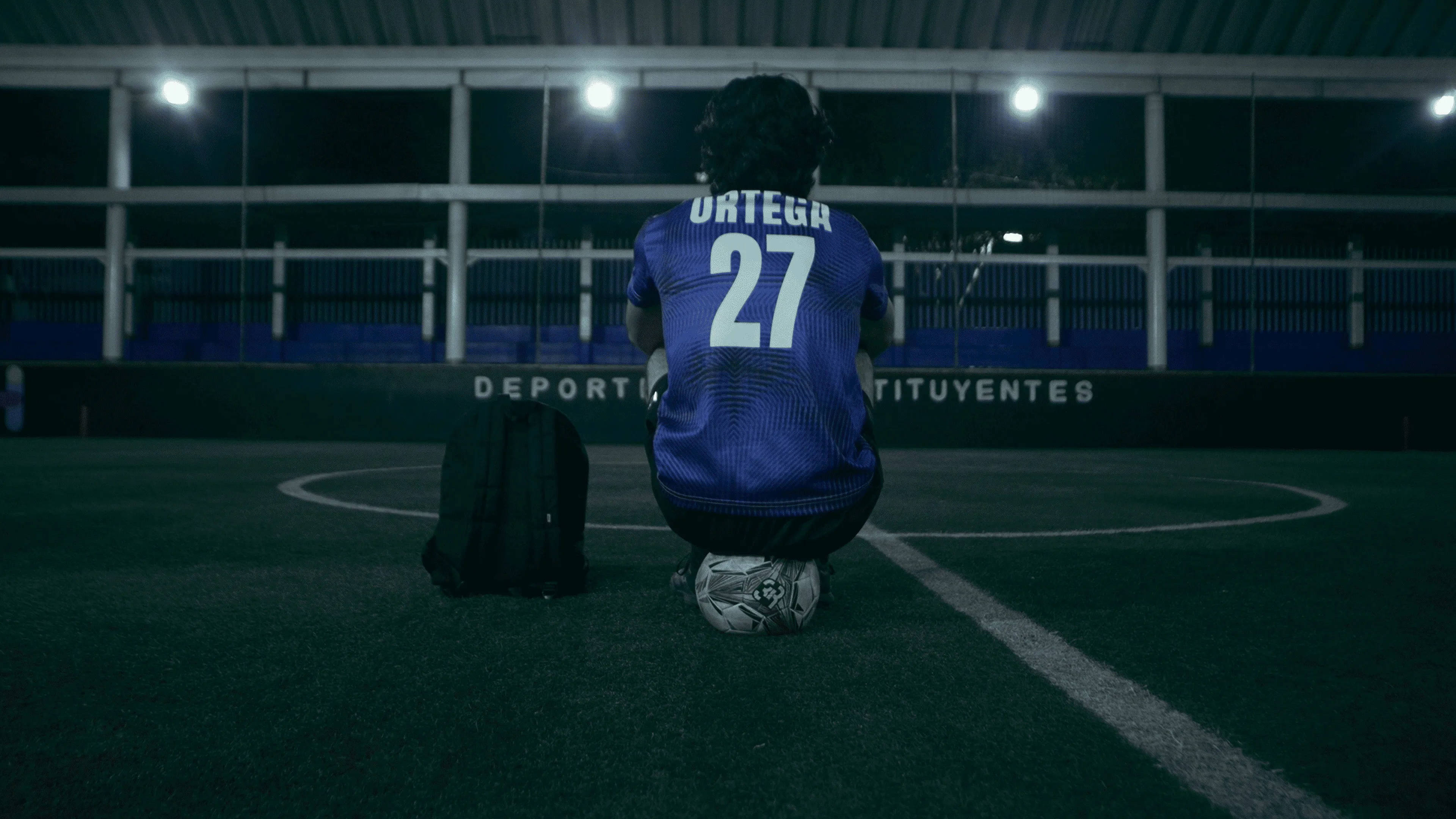 Dentro de Líneas