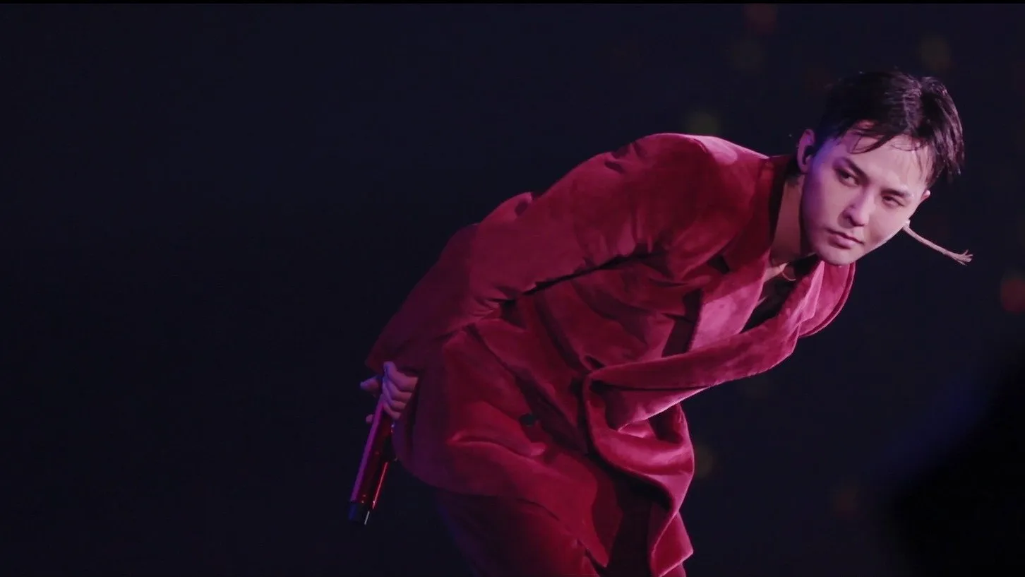 G-DRAGON 2017 WORLD TOUR [ACT III, M.O.T.T.E] IN JAPAN