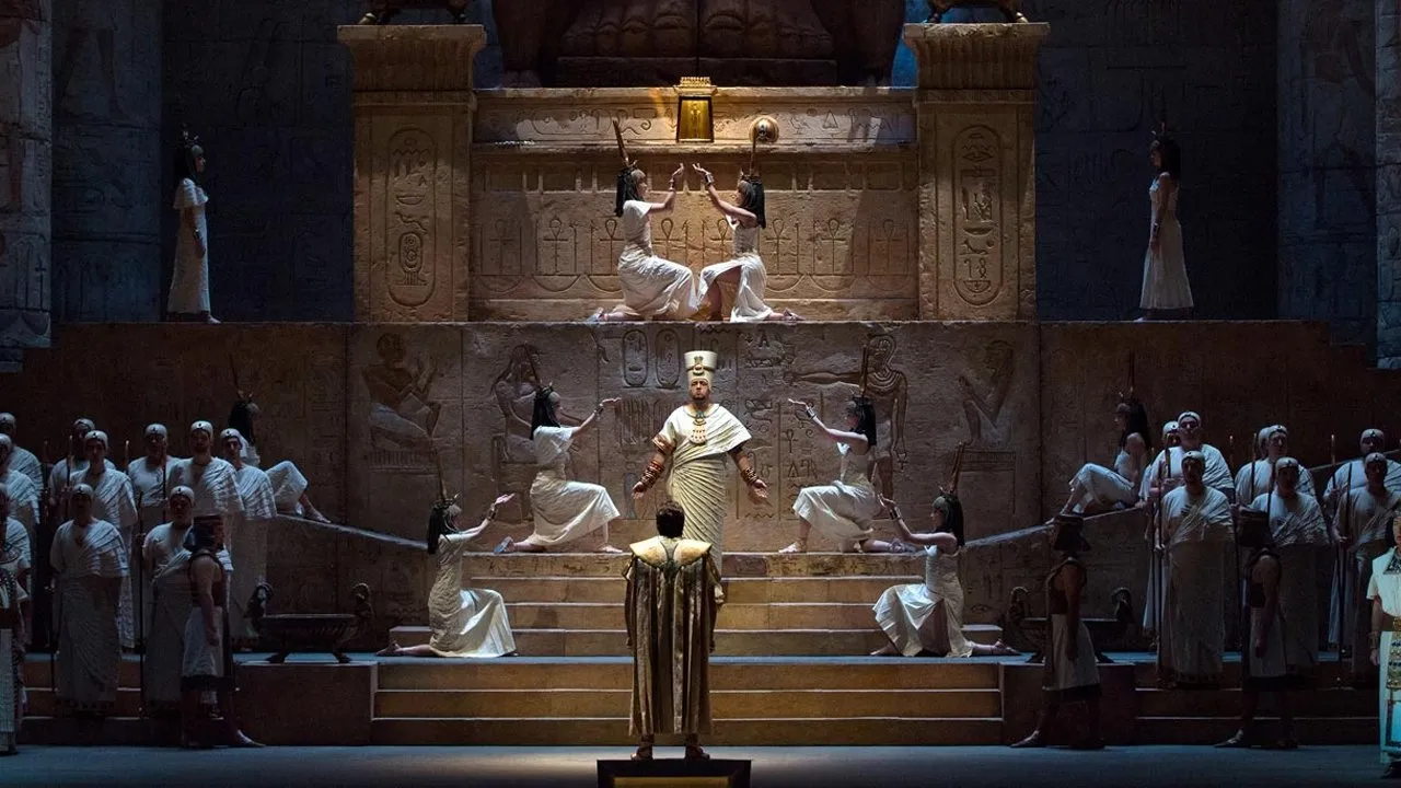 The Metropolitan Opera: Aida