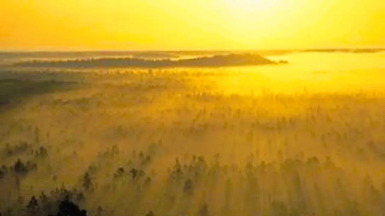 Flight Over Lithuania or 510 Seconds of Silence