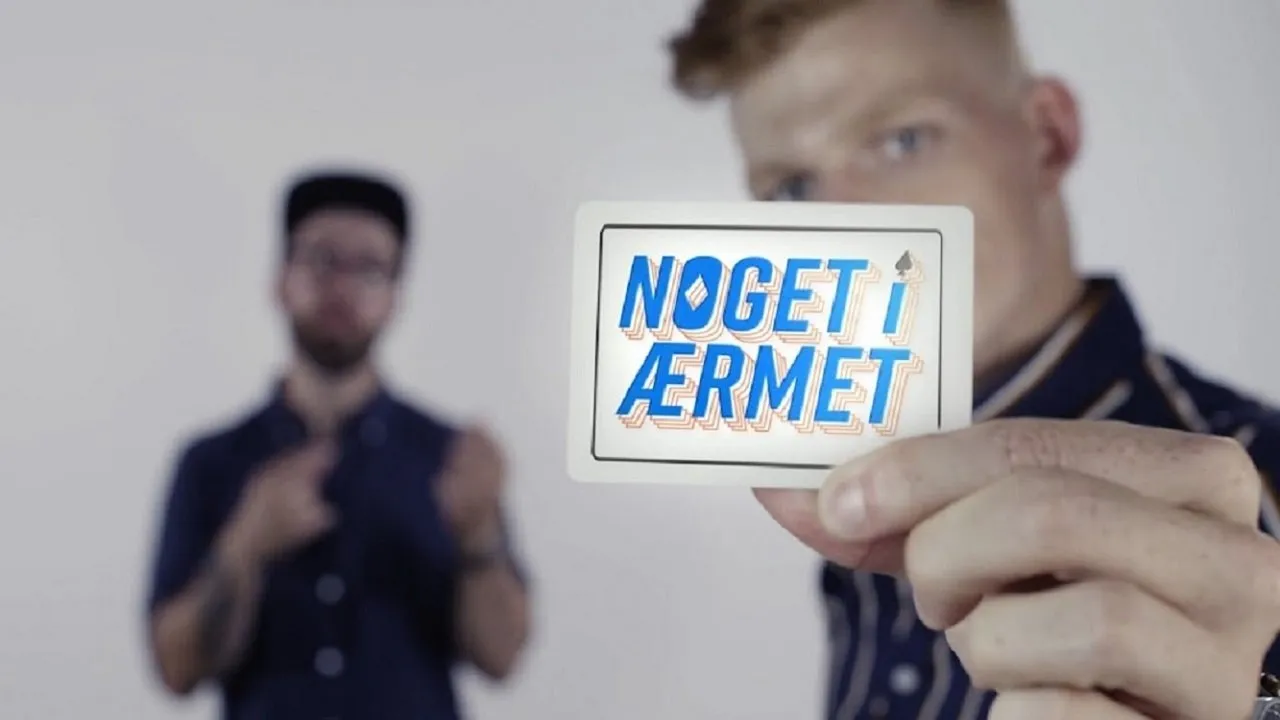 Noget i ærmet