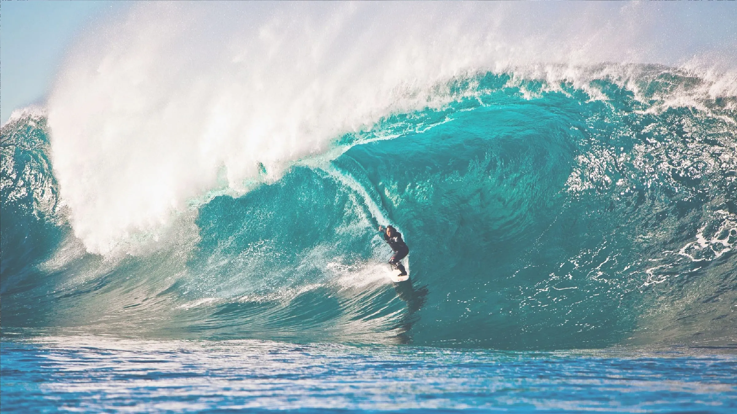 Storm Surfers